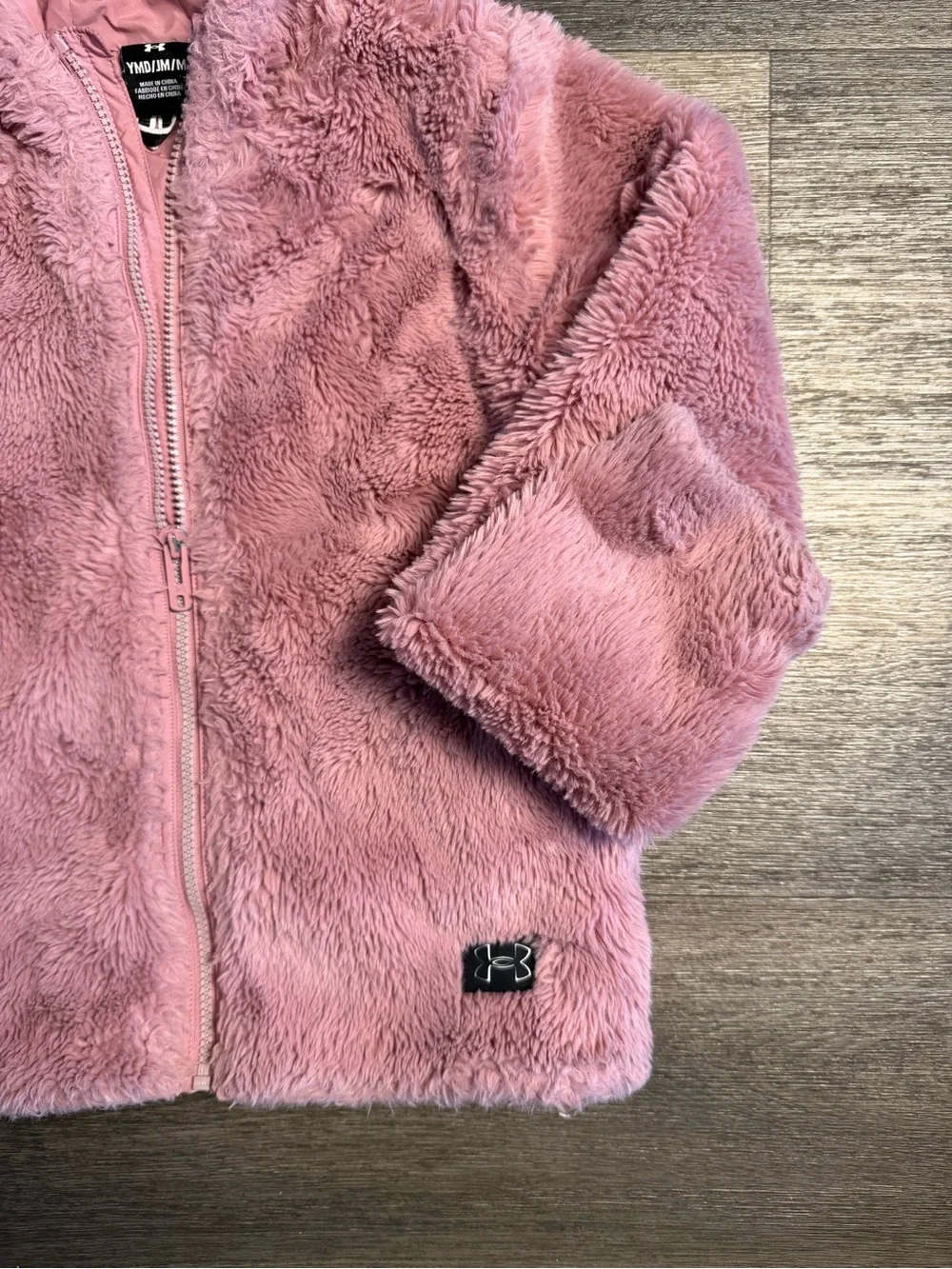 Under Armour Girls Plush Hooded Puffer Jacket in Pink